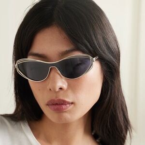 NWT Dior Sunglasses FilDior Cateye light Gold Metal Frames blue lenses